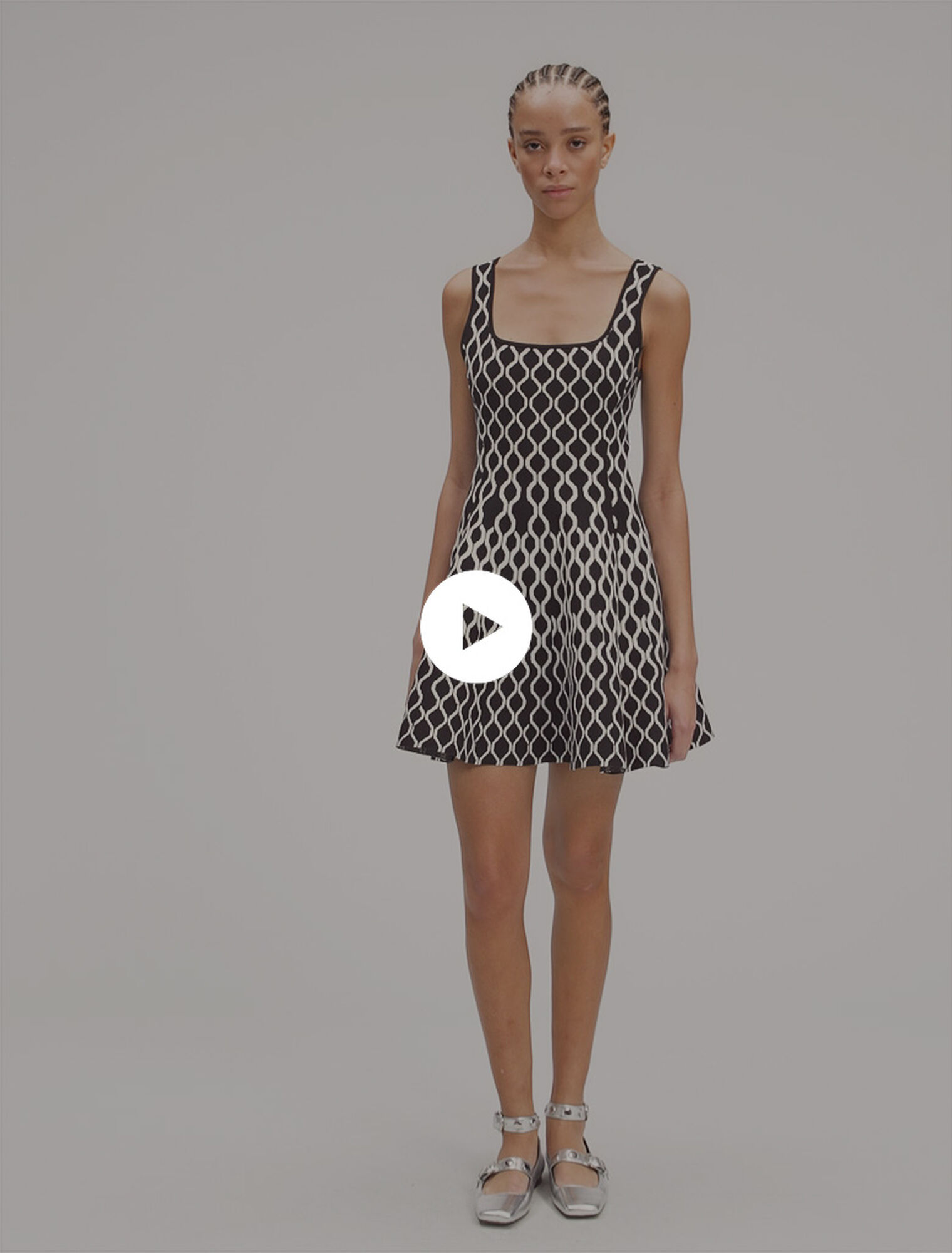 Robe courte en maille jacquard
