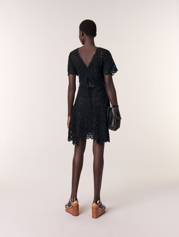 Robe courte en crochet