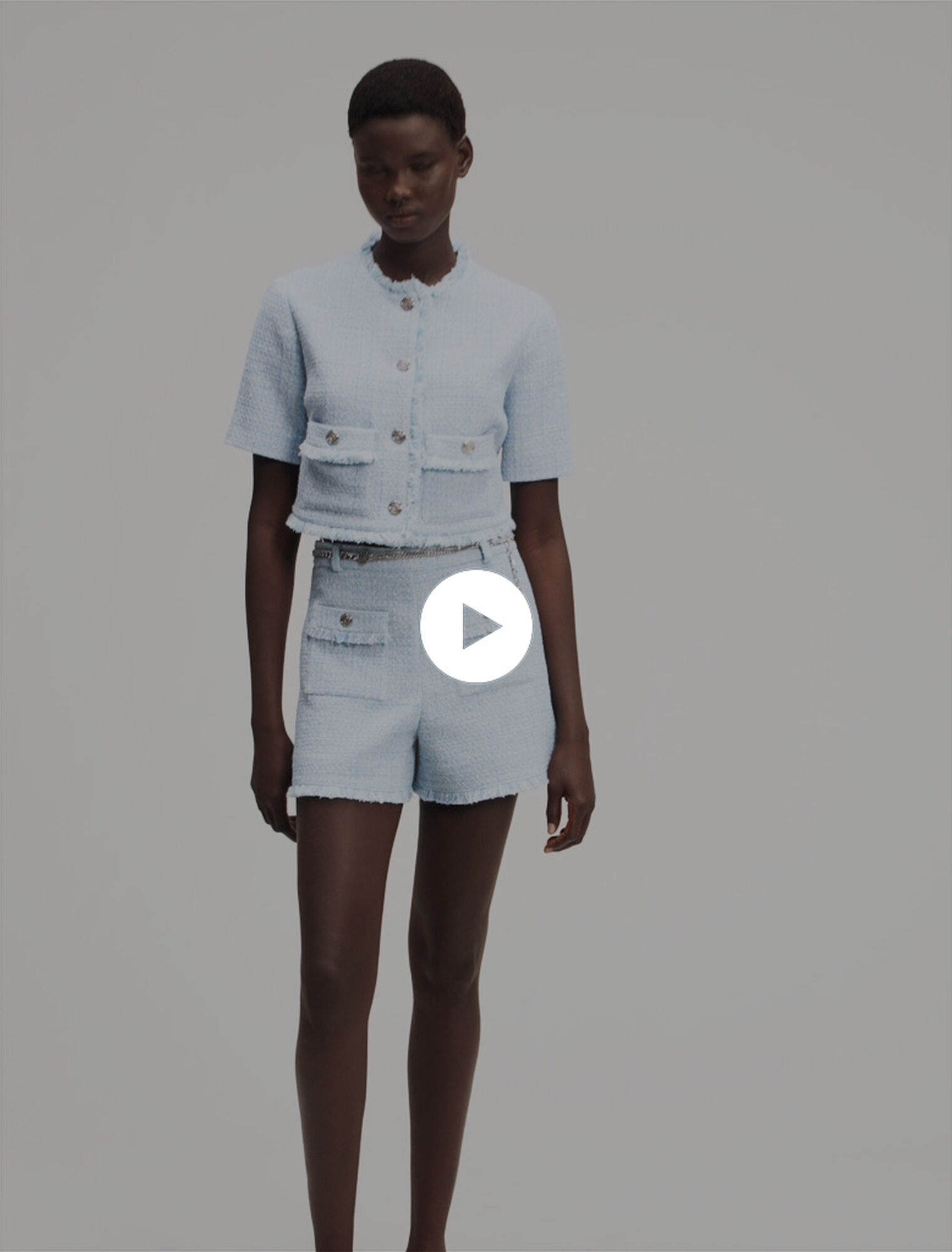 Short en tweed avec ceinture